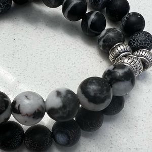 Black tourmalinated quartz and agate stone double bracelet with silver beads